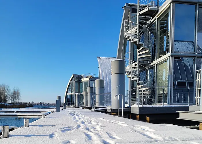 schwimmendes Ferienhaus Sky